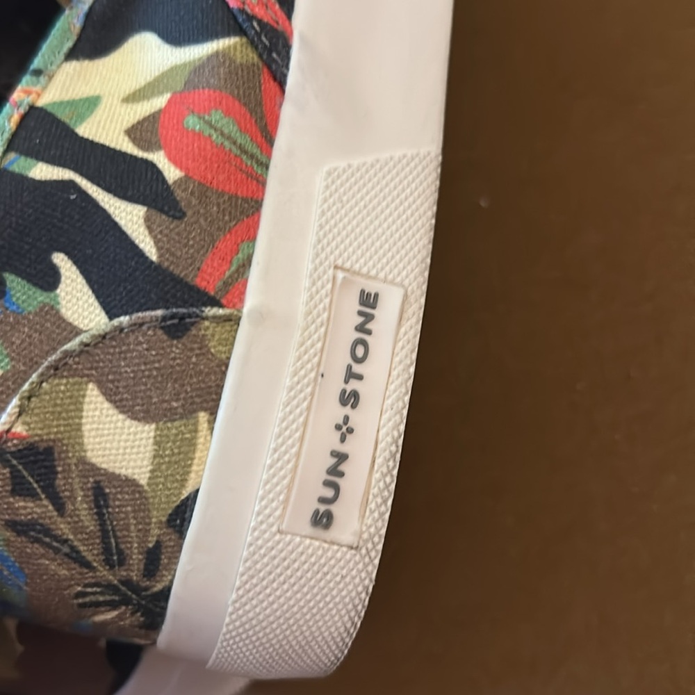 Sun & Stone Floral Camo Slip-On Sneakers Size 8.5 - Picture 12 of 15